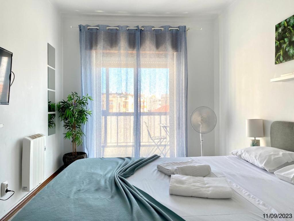Blife Anya Private Rooms Faro Bagian luar foto