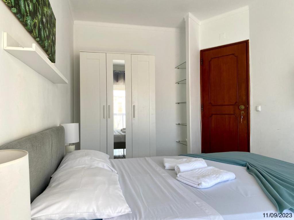 Blife Anya Private Rooms Faro Bagian luar foto